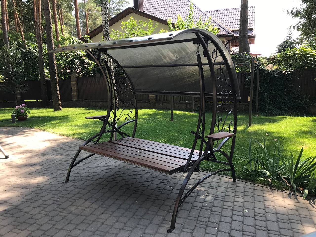 Outdoor Garden Swing with Adjustable Seat